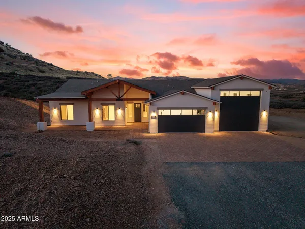 $799,000 | 15900 Lone Fox Trail, Dewey, AZ 86327