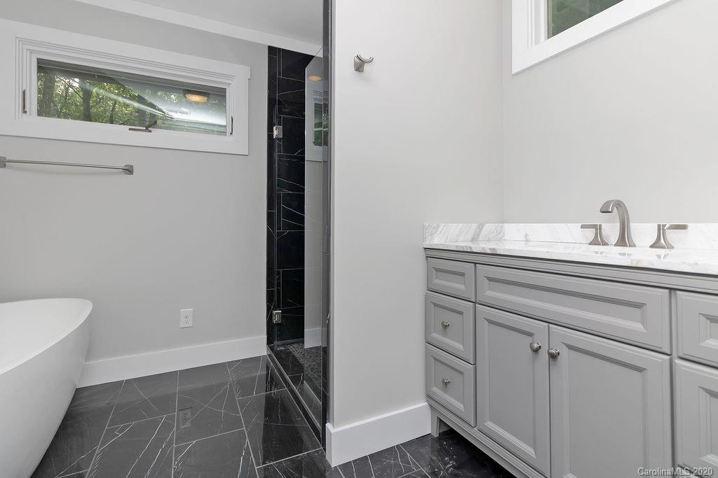 544 B Blue Ridge Road Lake Toxaway, NC 28747 - Photo 15 of 46 Gallery Image 15