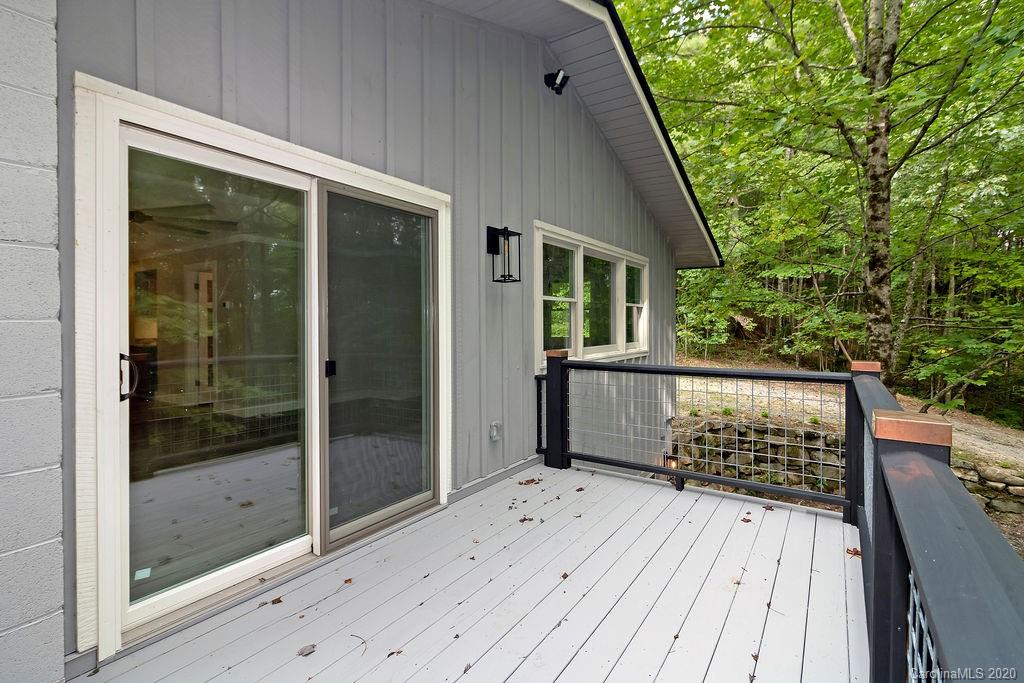 544 B Blue Ridge Road Lake Toxaway, NC 28747 - Photo 27 of 46 Gallery Image 27