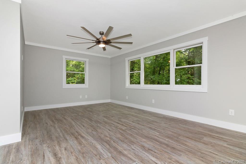 544 B Blue Ridge Road Lake Toxaway, NC 28747 - Photo 9 of 46 Gallery Image 9
