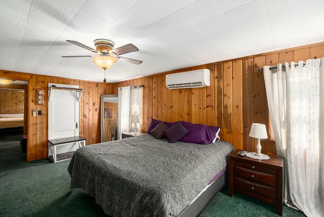 $650,000 | 7842 Main Street, Newaygo, MI 49337