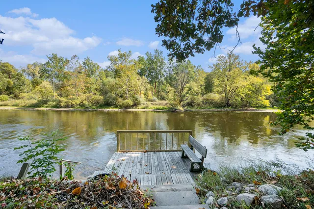 $650,000 | 7842 Main Street, Newaygo, MI 49337