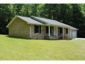 983 Flatwoods Road Bluff City, TN 37618 - Photo 1 of 24 ONE LEVEL BRICK RANCH