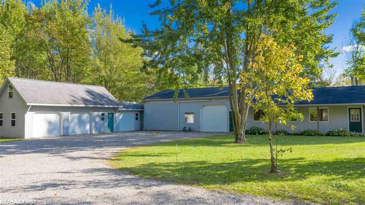 3055 Kilgore Road Avoca, MI 48006 - Photo 4 of 33 31397069-3.JPG
