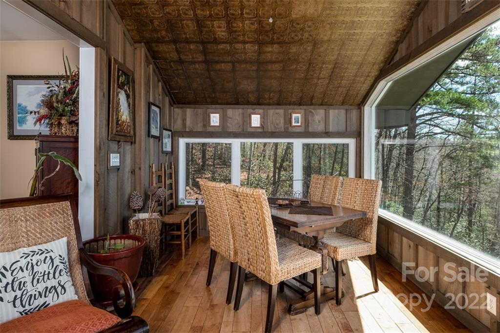 425 Arrowhead Ridge Road Brevard, NC 28712 - Photo 12 of 35 Gallery Image 12