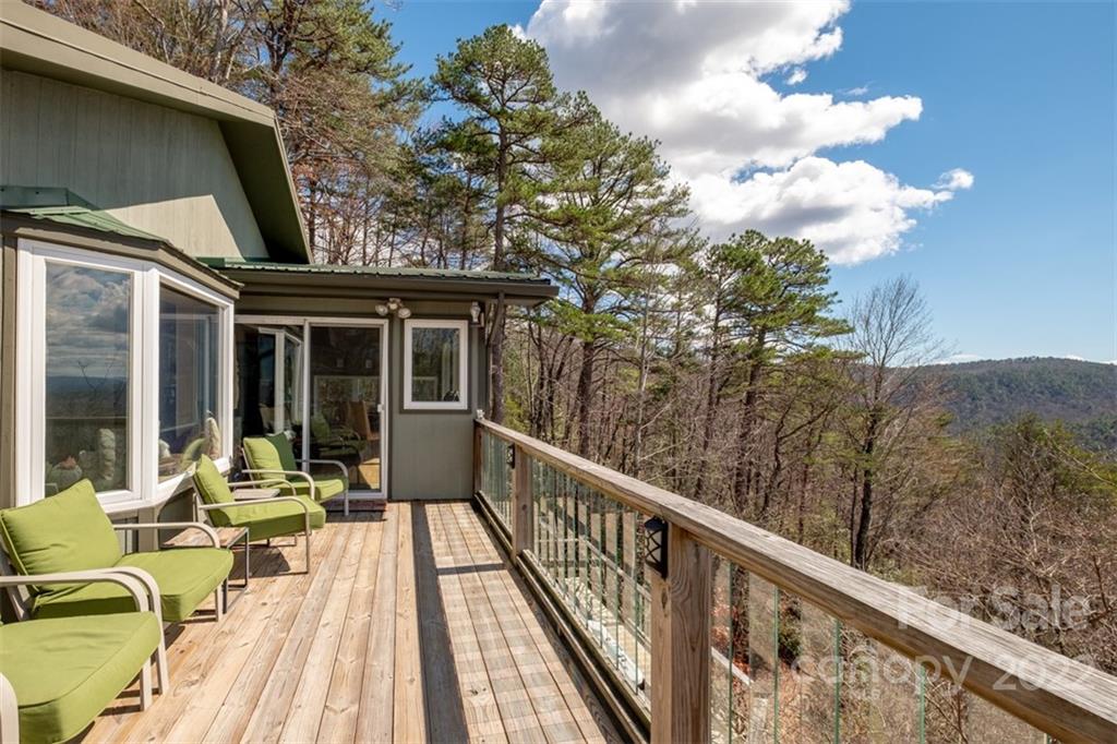 425 Arrowhead Ridge Road Brevard, NC 28712 - Photo 15 of 35 Gallery Image 15