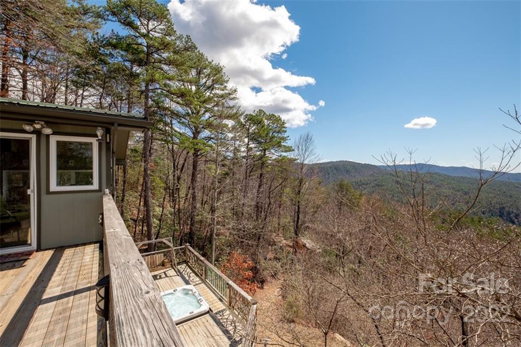 425 Arrowhead Ridge Road Brevard, NC 28712 - Photo 19 of 35 Gallery Image 19