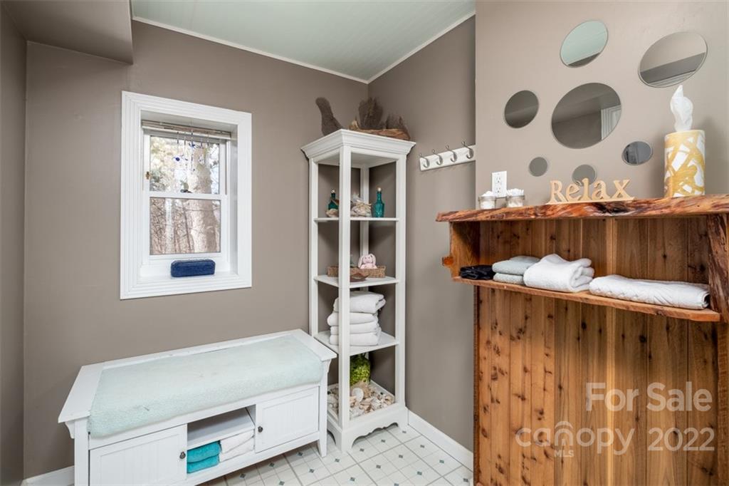 425 Arrowhead Ridge Road Brevard, NC 28712 - Photo 29 of 35 Gallery Image 29