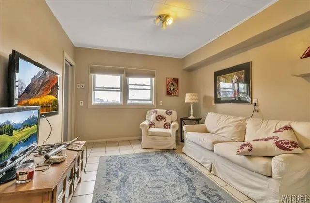 $1,250 | 2287 Niagara Street, Buffalo, NY 14207