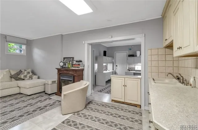 $1,250 | 2287 Niagara Street, Buffalo, NY 14207