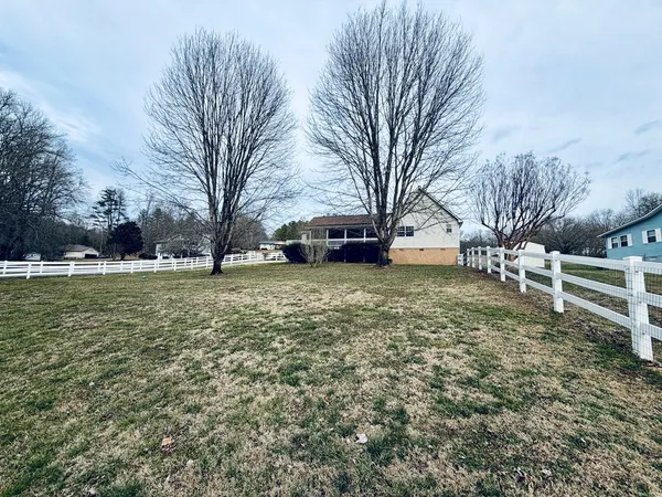 $385,000 | 20 Deerbrook Circle, Hayesville, NC 28904