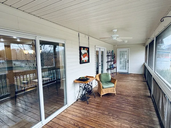 $385,000 | 20 Deerbrook Circle, Hayesville, NC 28904