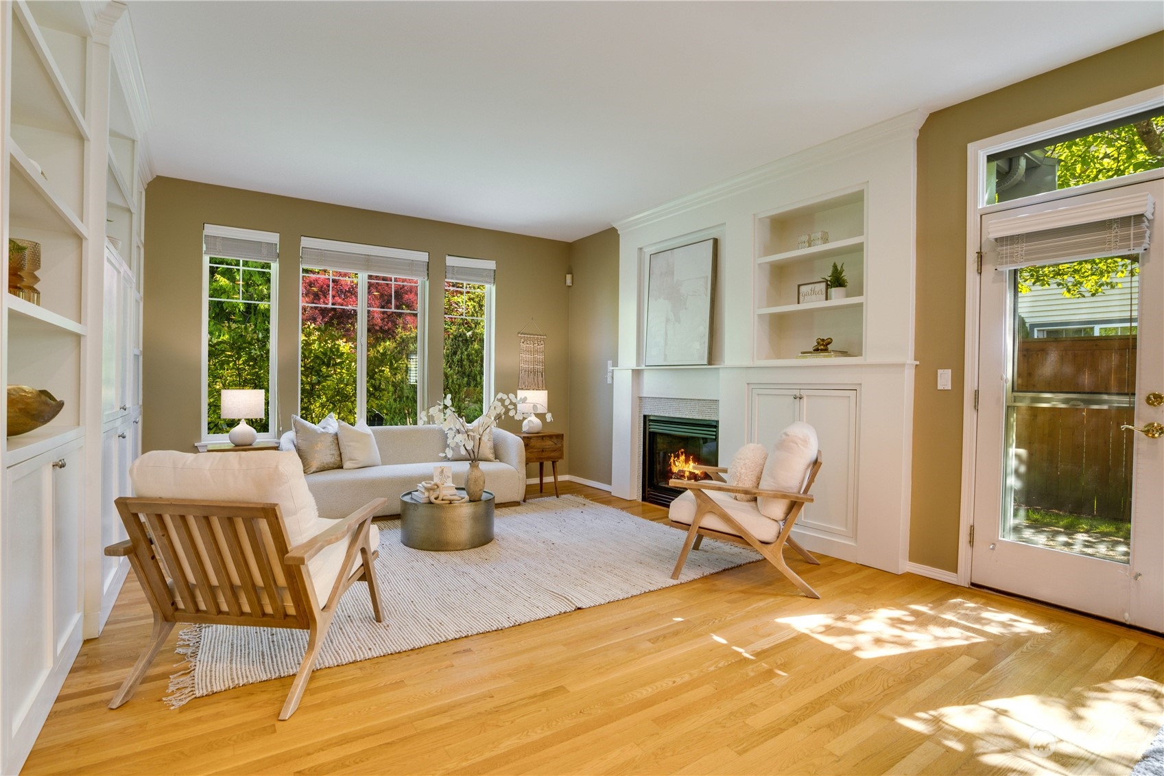 4534 Northeast 6th Court Renton, WA 98059 - Photo 11 of 40 Gallery Image 11