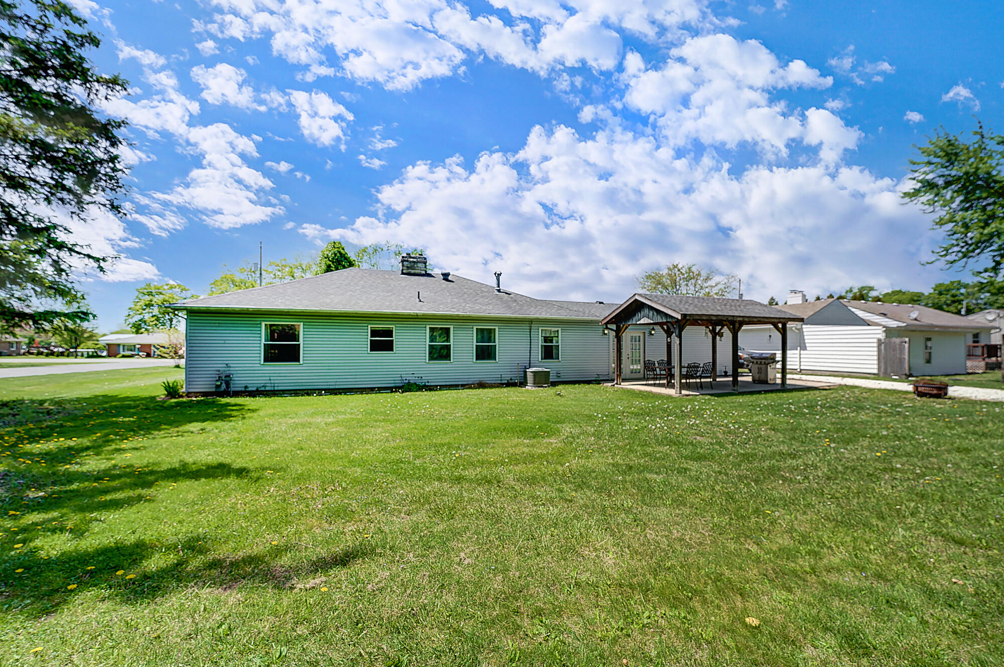 418 West Possum Road Springfield, OH 45506 - Photo 39 of 46
