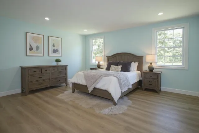 $599,999 | 64 Maple Avenue South, Flanders, NY 11901