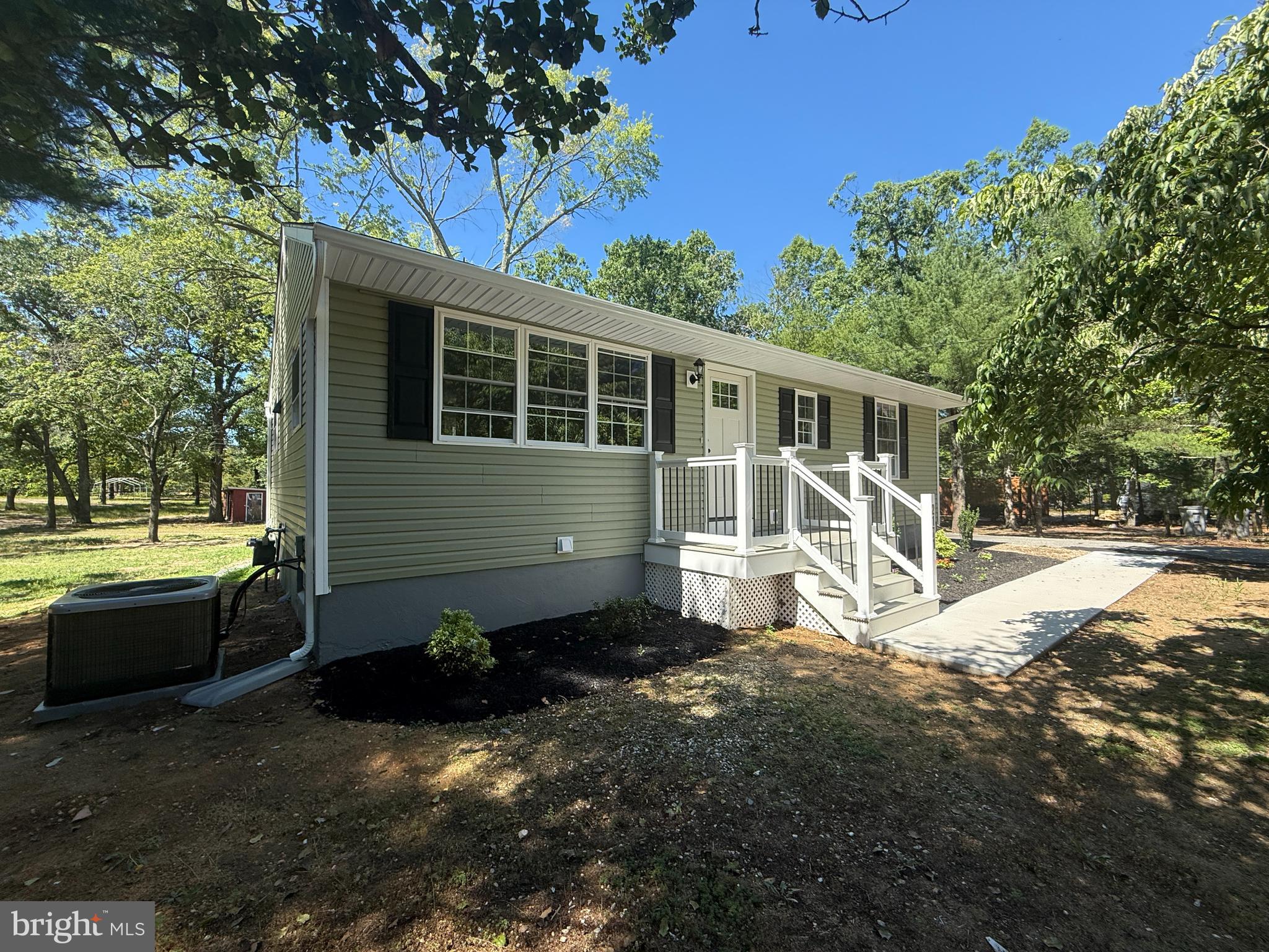 2171 Weymouth Road Newfield, NJ 08344 - Photo 2 of 39