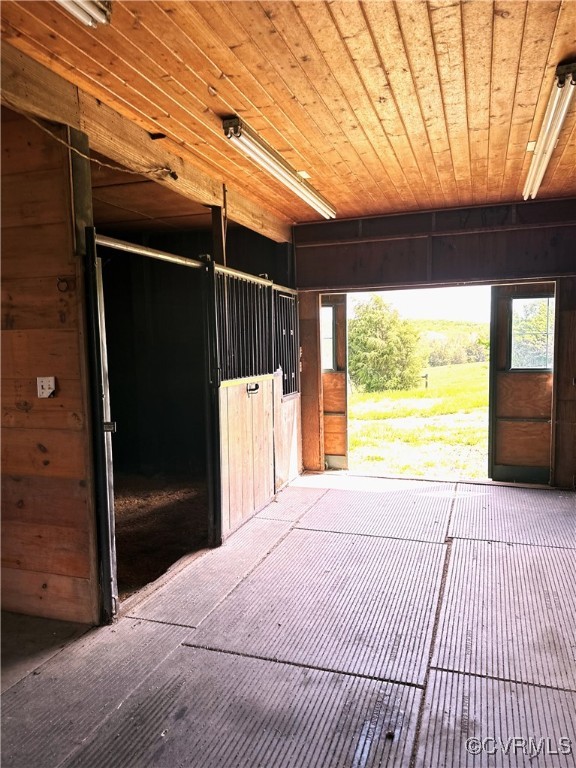 860 Allens Lake Road Dillwyn, VA 23936 - Photo 5 of 47 View of stable