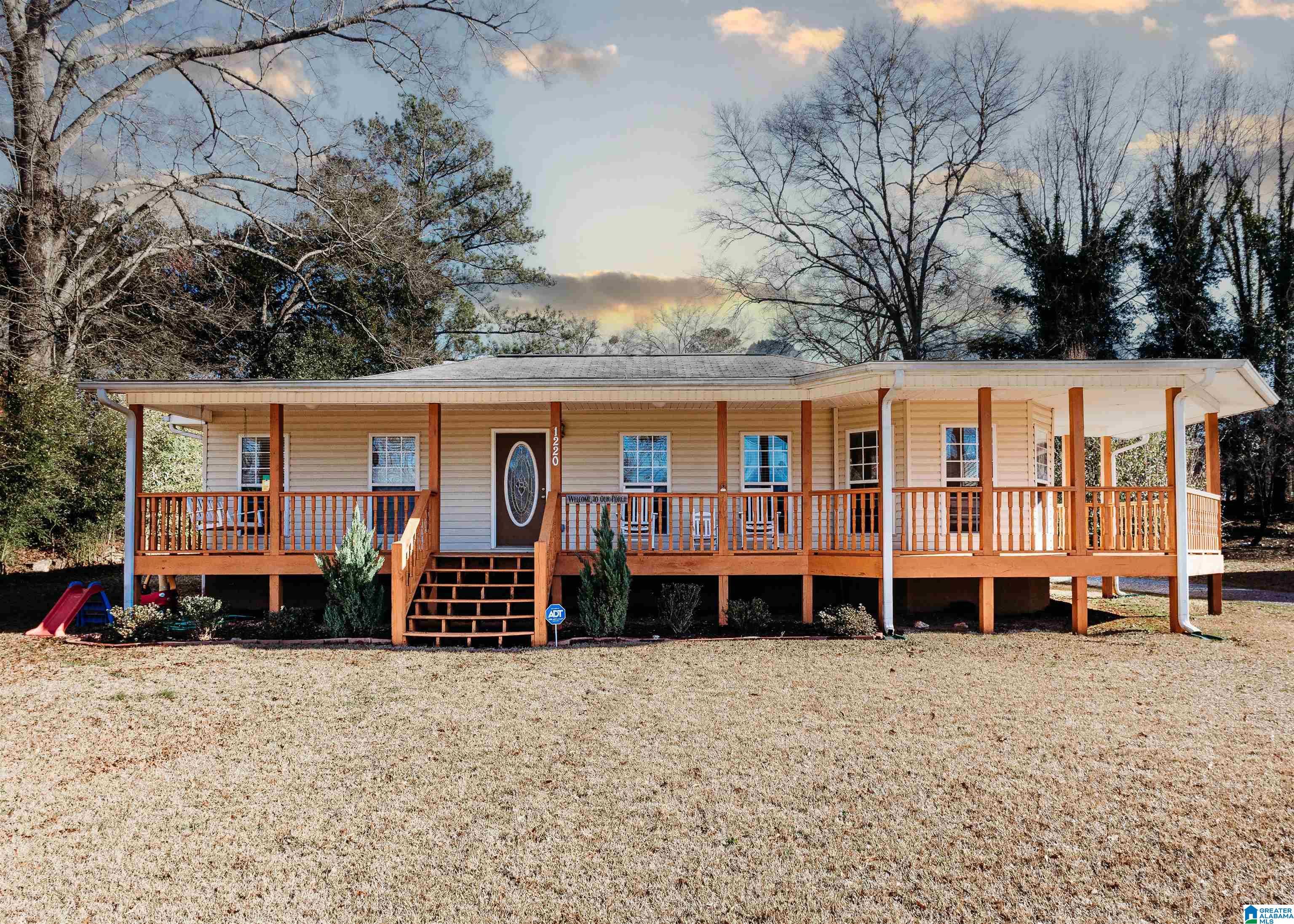 1220 Oldfield Road Sylacauga, AL 35150 - Photo 1 of 32 Gallery Image 1