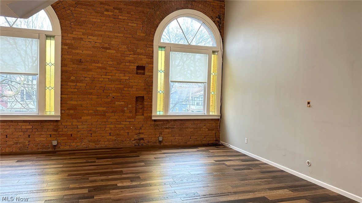 2337 West 11th Street, Unit 6 Cleveland, OH 44113 - Photo 2 of 30