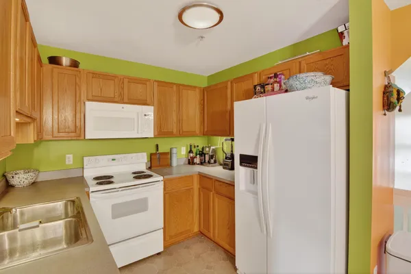 $2,200 | 1930 Lindsay Lane, Ann Arbor, MI 48104