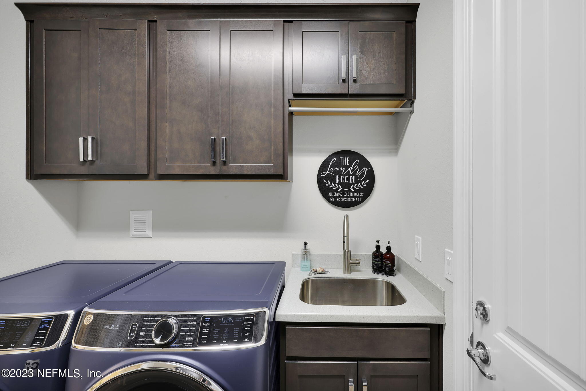 100 Tree Side Lane Ponte Vedra, FL 32081 - Photo 33 of 118 Laundry Room Sink