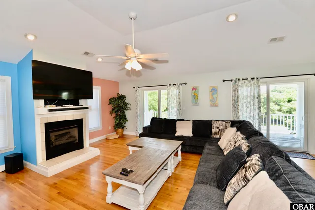 $975,000 | 206 Heritage Lane, Kitty Hawk, NC 27949