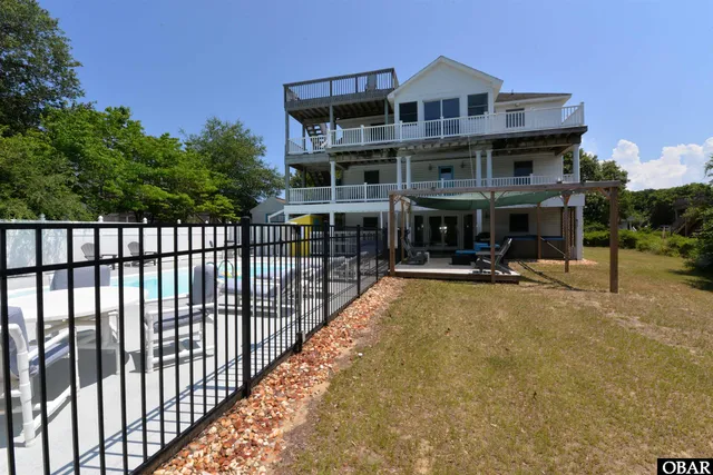 $975,000 | 206 Heritage Lane, Kitty Hawk, NC 27949