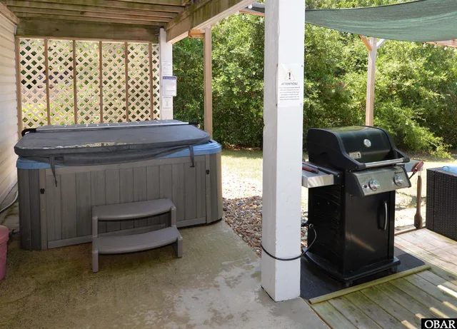 $975,000 | 206 Heritage Lane, Kitty Hawk, NC 27949