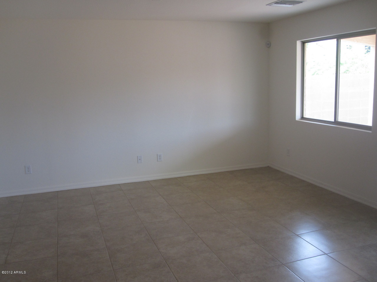 8521 West Cordes Road Tolleson, AZ 85353 - Photo 8 of 30 IMG_9017