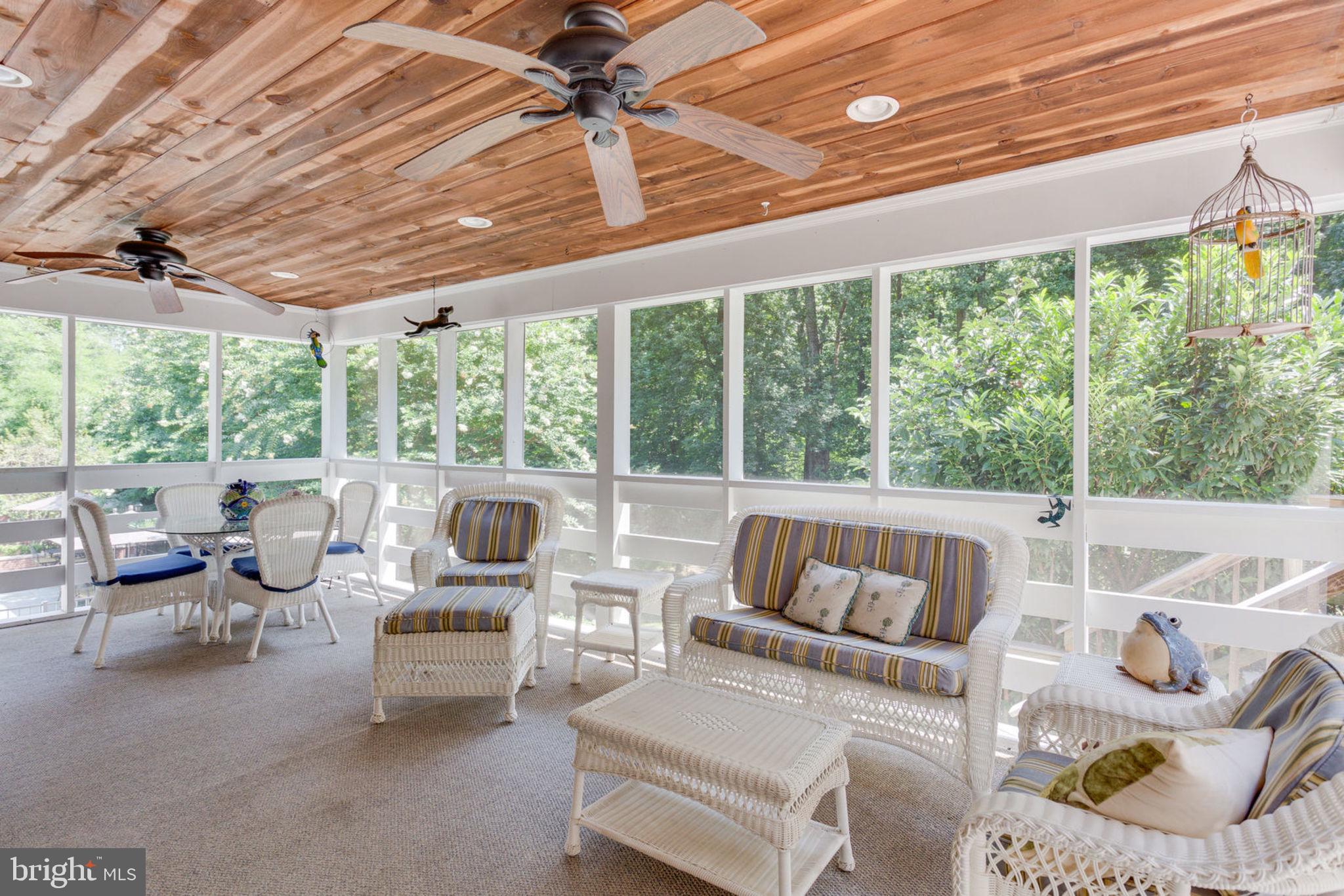 533 Clear Spring Road Great Falls, VA 22066 - Photo 23 of 63 Nap in a bug free zone!