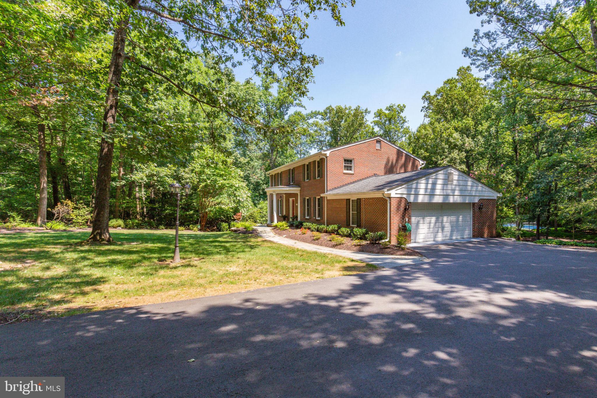 533 Clear Spring Road Great Falls, VA 22066 - Photo 55 of 63 Side Load 2 car garage