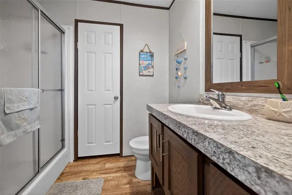 $145,900 | 21760 Shady Trail, Chandler, TX 75758