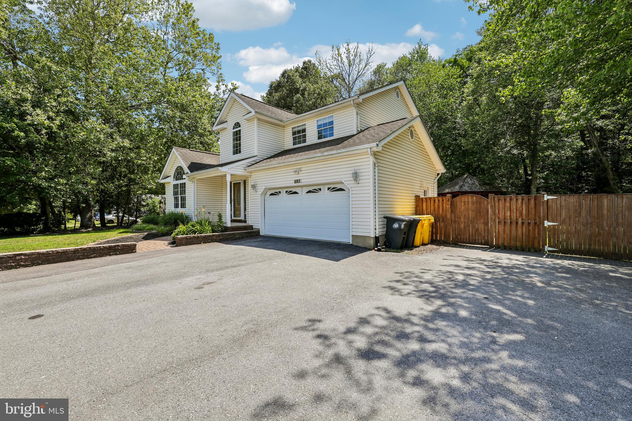 683 Powhatan Beach Road Pasadena, MD 21122 - Photo 67 of 70 Front Exterior