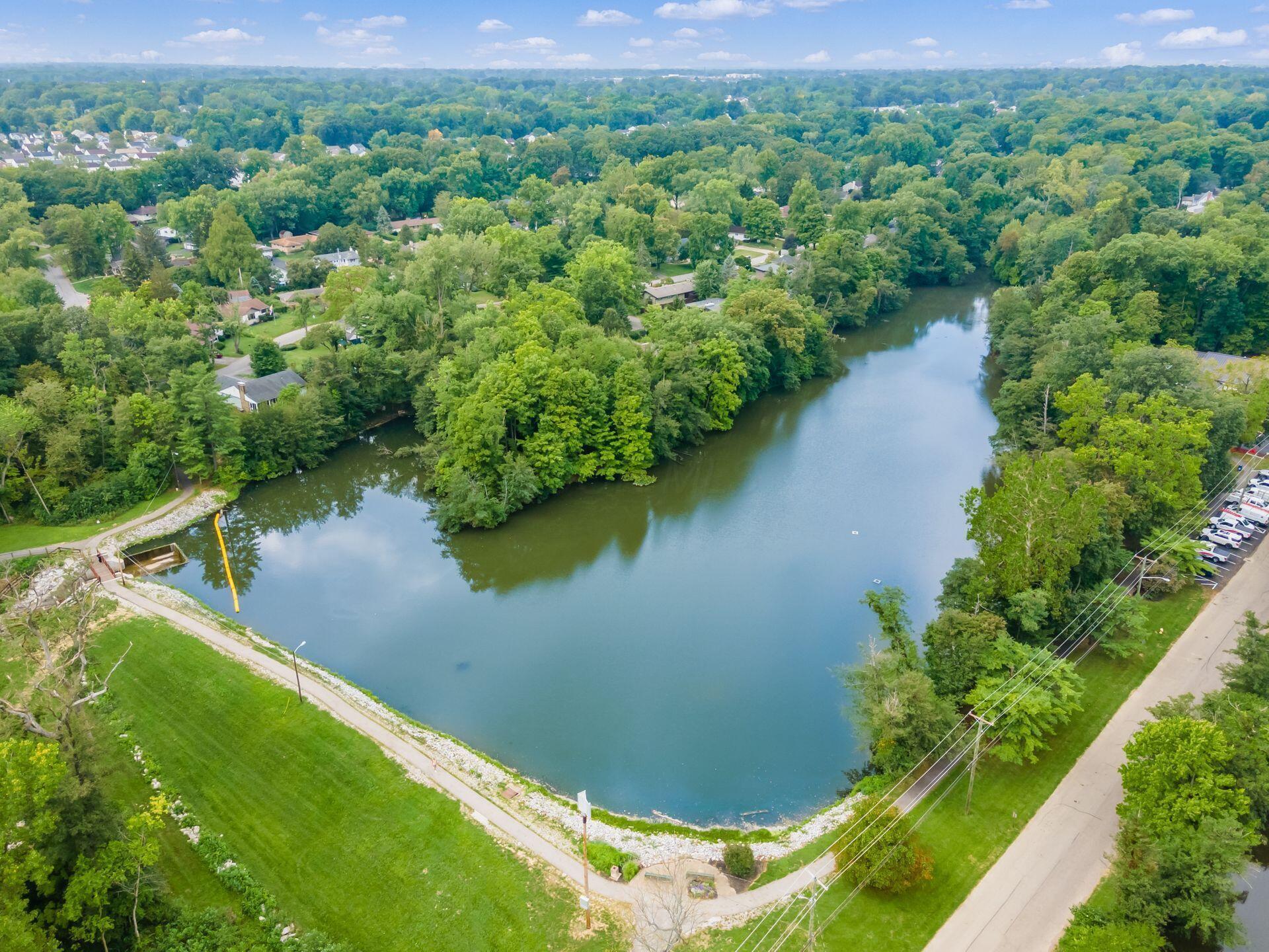 3310 Minerva Lake Road Columbus, OH 43231 - Photo 63 of 64 063_i 2878 Lakewood Drone 007