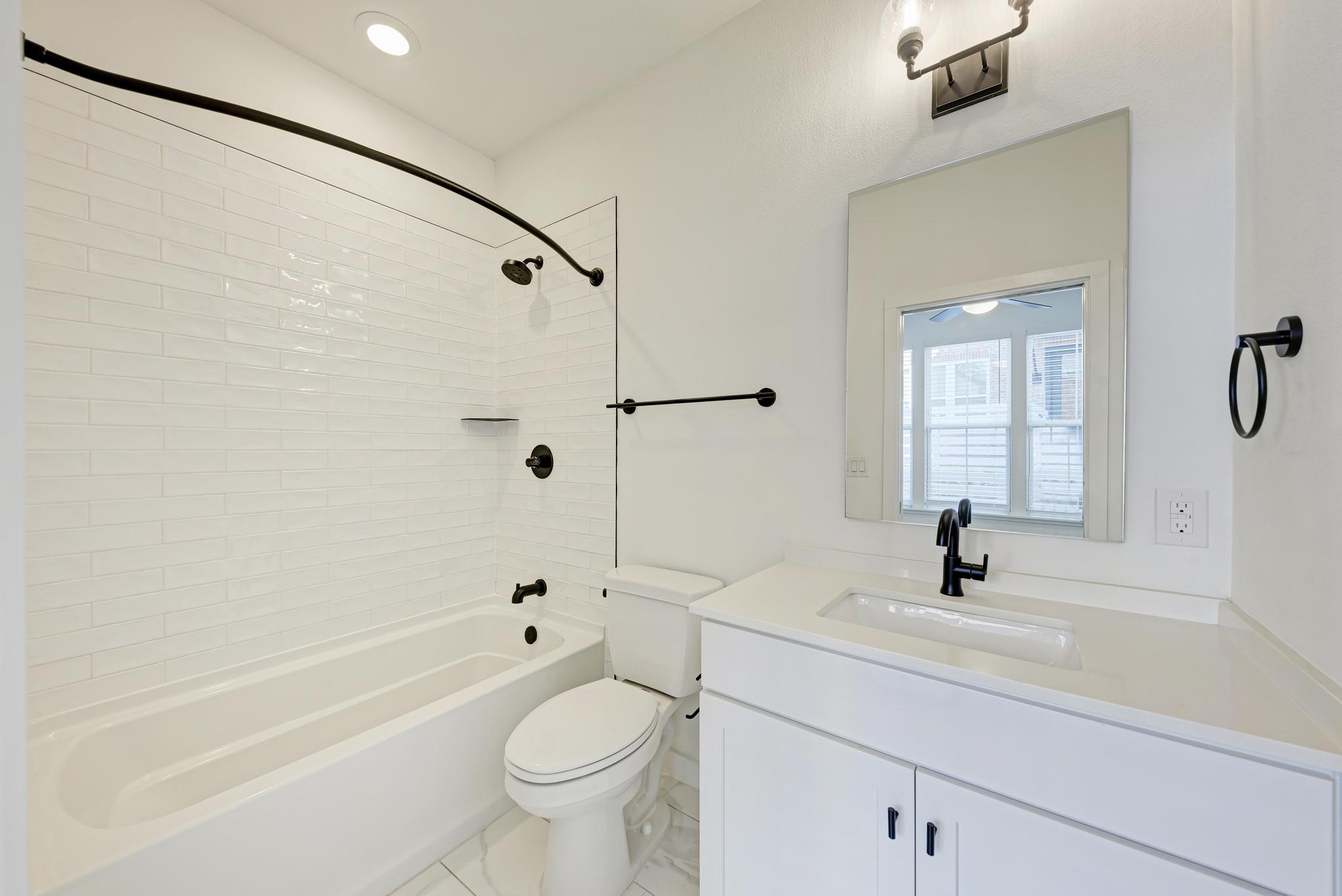 3809 Valley View Road, Unit 14 Austin, TX 78704 - Photo 13 of 38