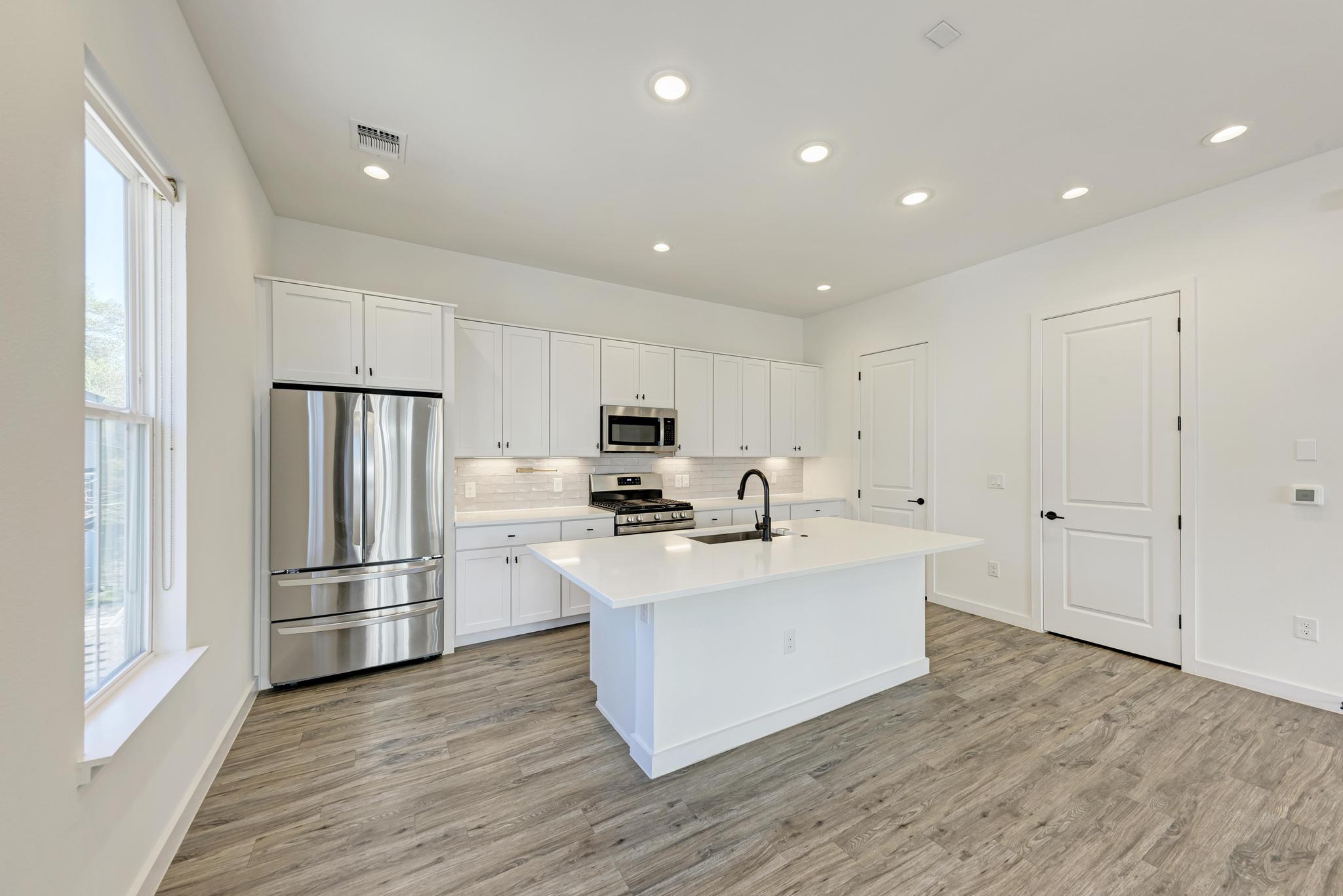 3809 Valley View Road, Unit 14 Austin, TX 78704 - Photo 19 of 38