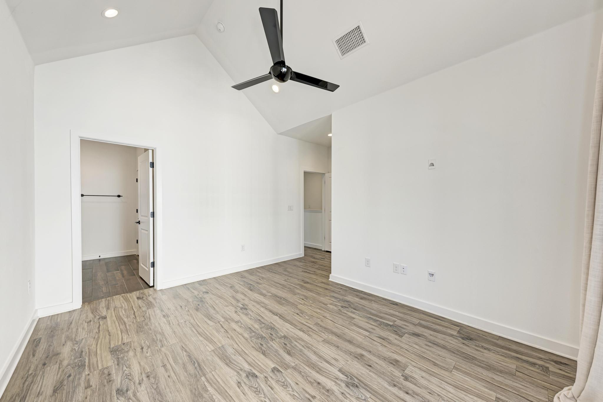 3809 Valley View Road, Unit 14 Austin, TX 78704 - Photo 28 of 38