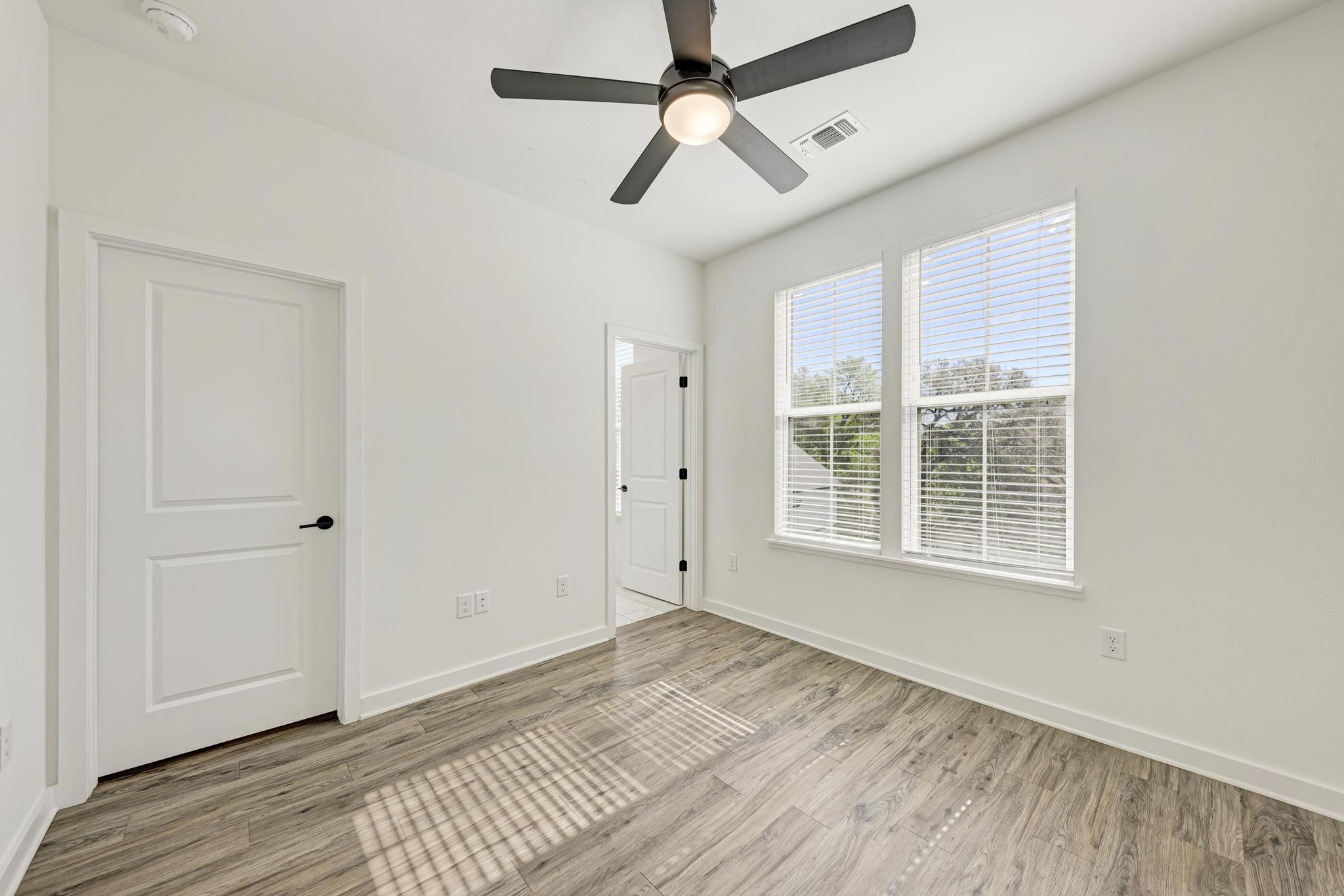 3809 Valley View Road, Unit 14 Austin, TX 78704 - Photo 33 of 38