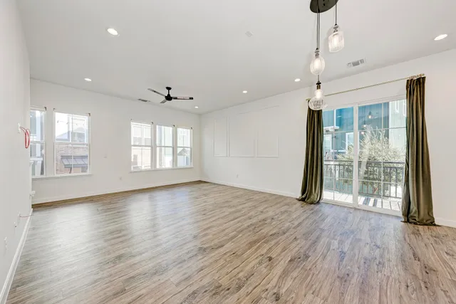 $4,099 | 3809 Valley View Road, Unit 14, Austin, TX 78704