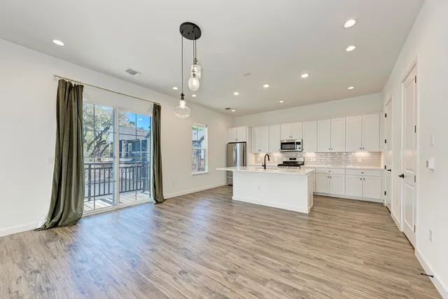 $4,099 | 3809 Valley View Road, Unit 14, Austin, TX 78704