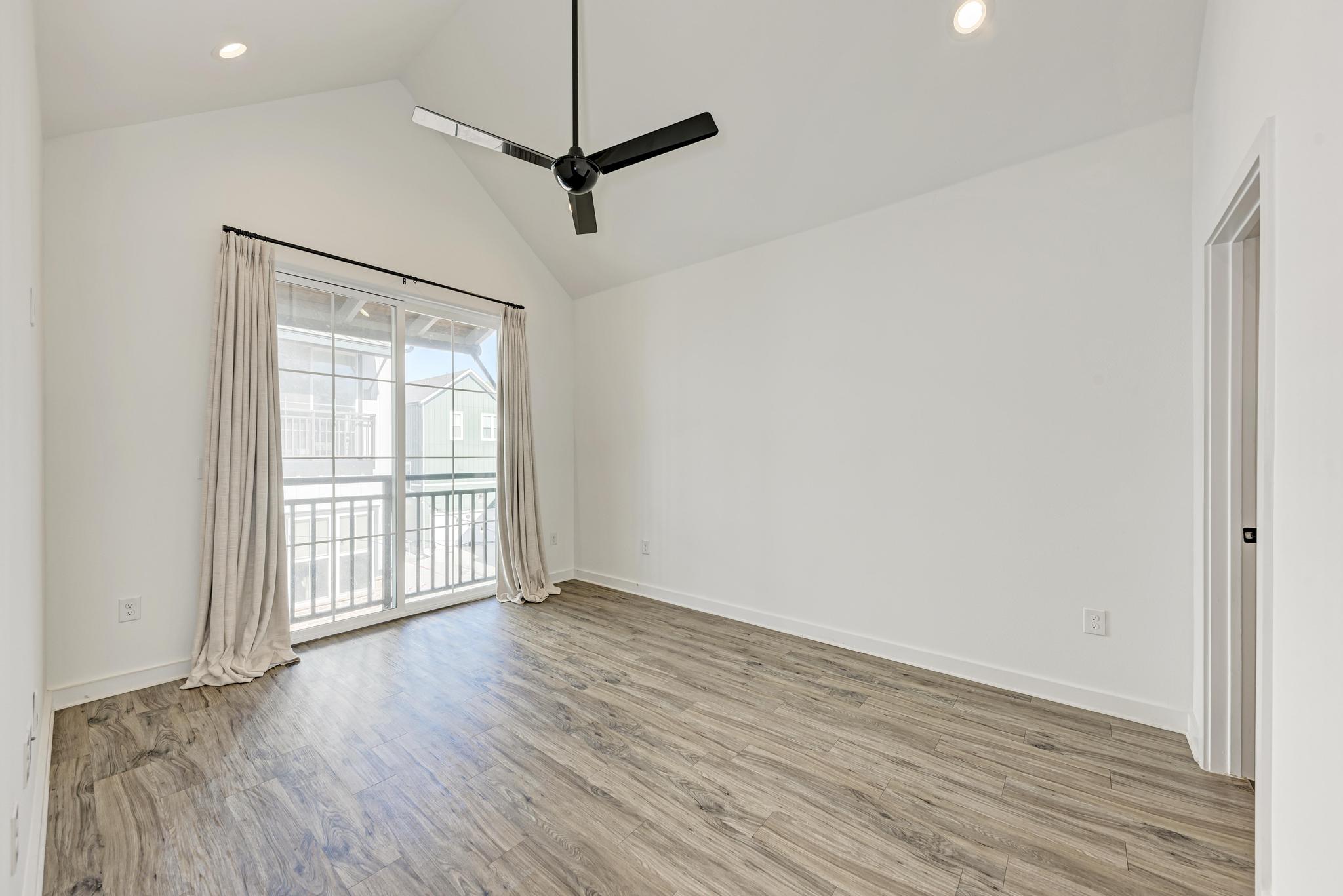 3809 Valley View Road, Unit 14 Austin, TX 78704 - Photo 7 of 38