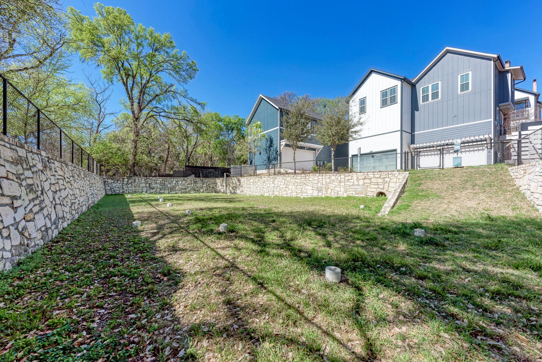 3809 Valley View Road, Unit 14 Austin, TX 78704 - Photo 8 of 38