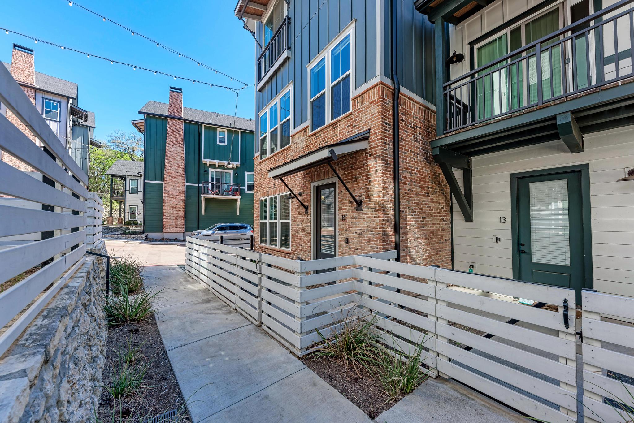 3809 Valley View Road, Unit 14 Austin, TX 78704 - Photo 9 of 38