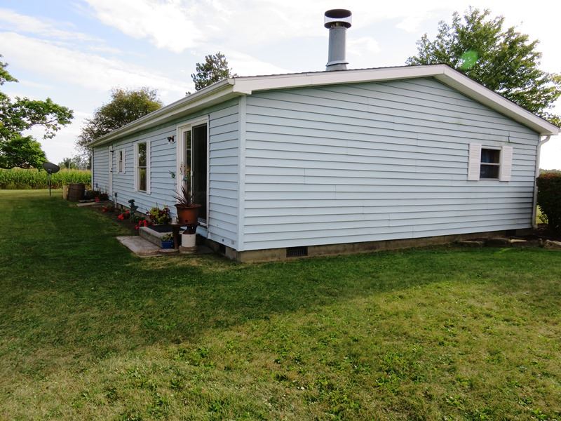 9403 Emanuel Road Fort Wayne, IN 46816 - Photo 6 of 28