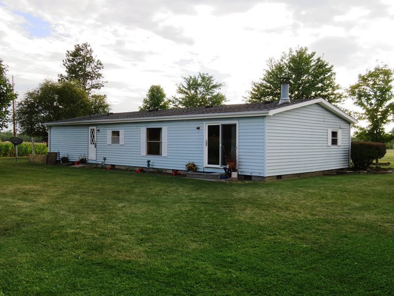 9403 Emanuel Road Fort Wayne, IN 46816 - Photo 9 of 28