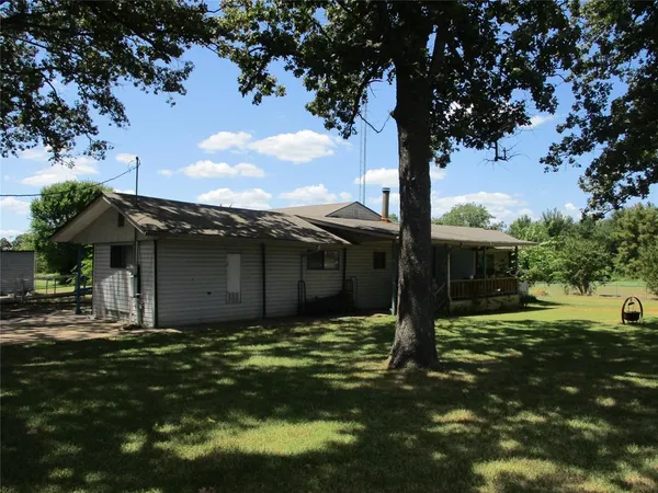 $199,000 | 2381 Farm To Market 515, Emory, TX 75440