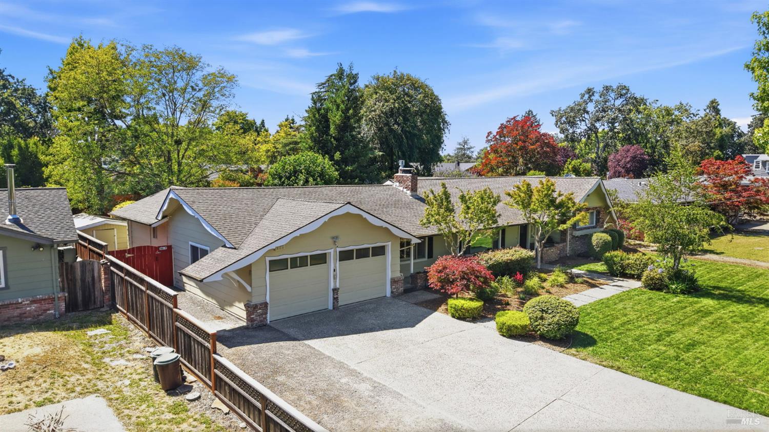 373 Piezzi Road Santa Rosa, CA 95401 - Photo 2 of 55