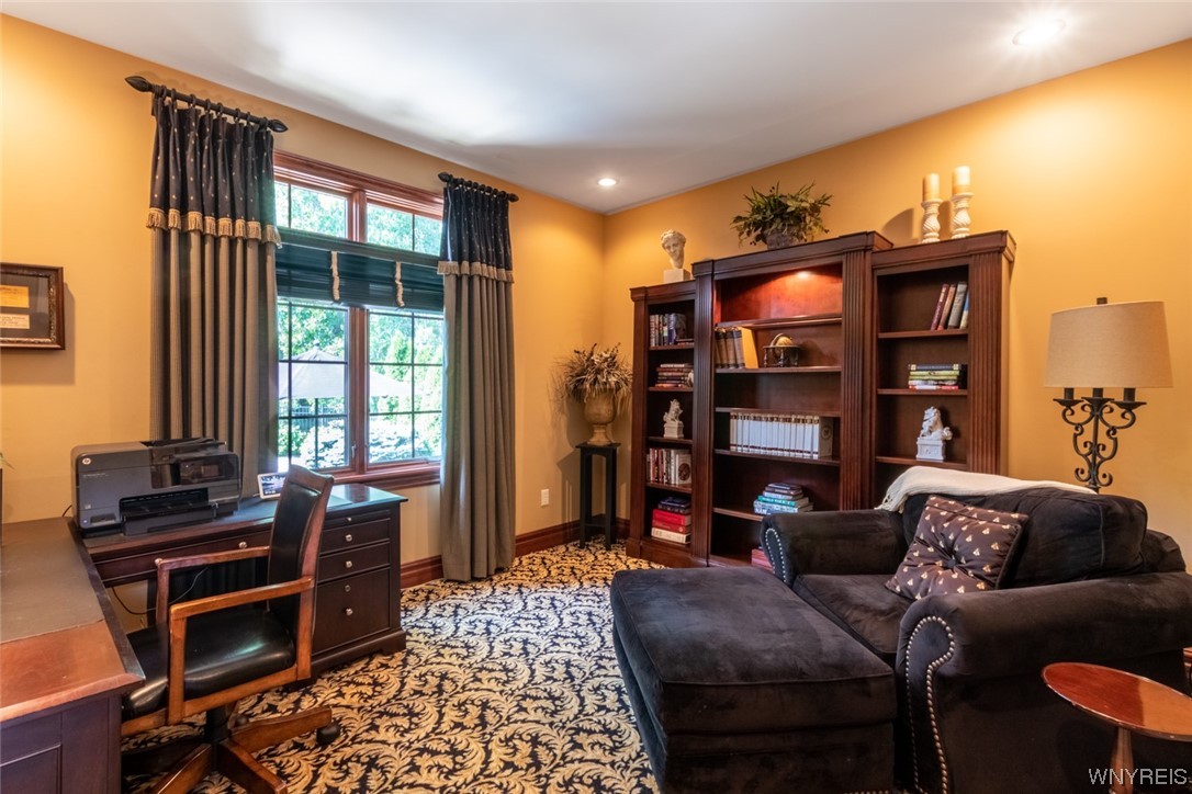 84 Laurel Lane Amherst, NY 14221 - Photo 11 of 50