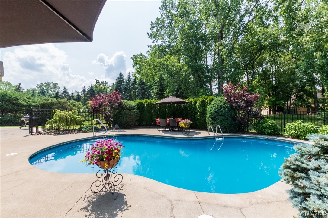 84 Laurel Lane Amherst, NY 14221 - Photo 46 of 50