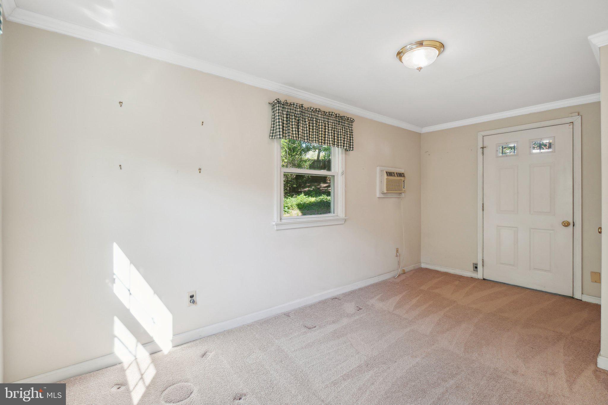 6 Park Valley Road Silver Spring, MD 20910 - Photo 15 of 36